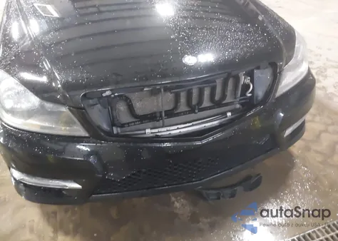 2013 Mercedes-Benz C 300 Sport 4Matic from USA, damaged, VIN WDDGF8AB3DR251744